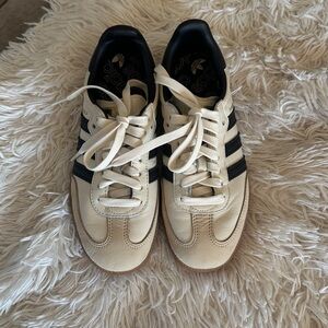 Adidas Sambas